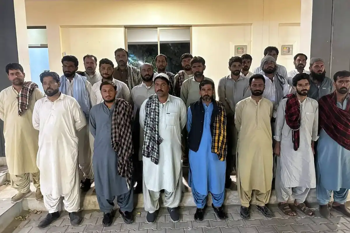 20 پولیس اہلکار