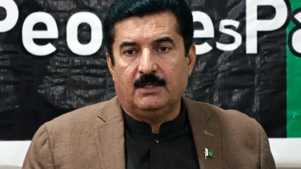 گورنر خیبرپختونخوا