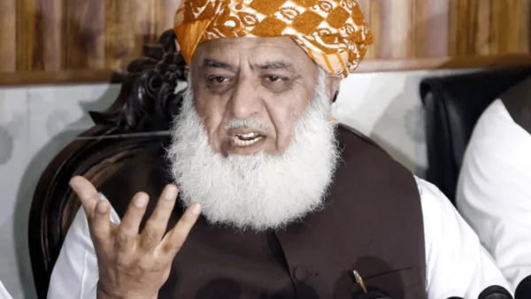مولانا فضل الرحمان کا پاک فوج سے متعلق بیان
