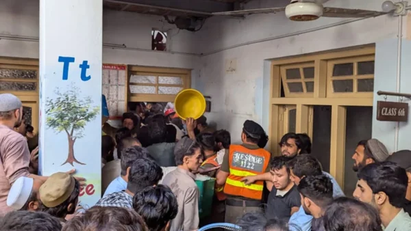 پشاور اسکول حادثہ